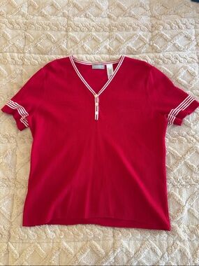 Liz Claiborne Size Large Red And White Striped Tee